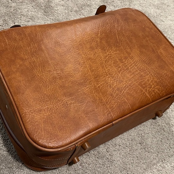 Vintage 3 Piece Luggage Set - Picture 7 of 7